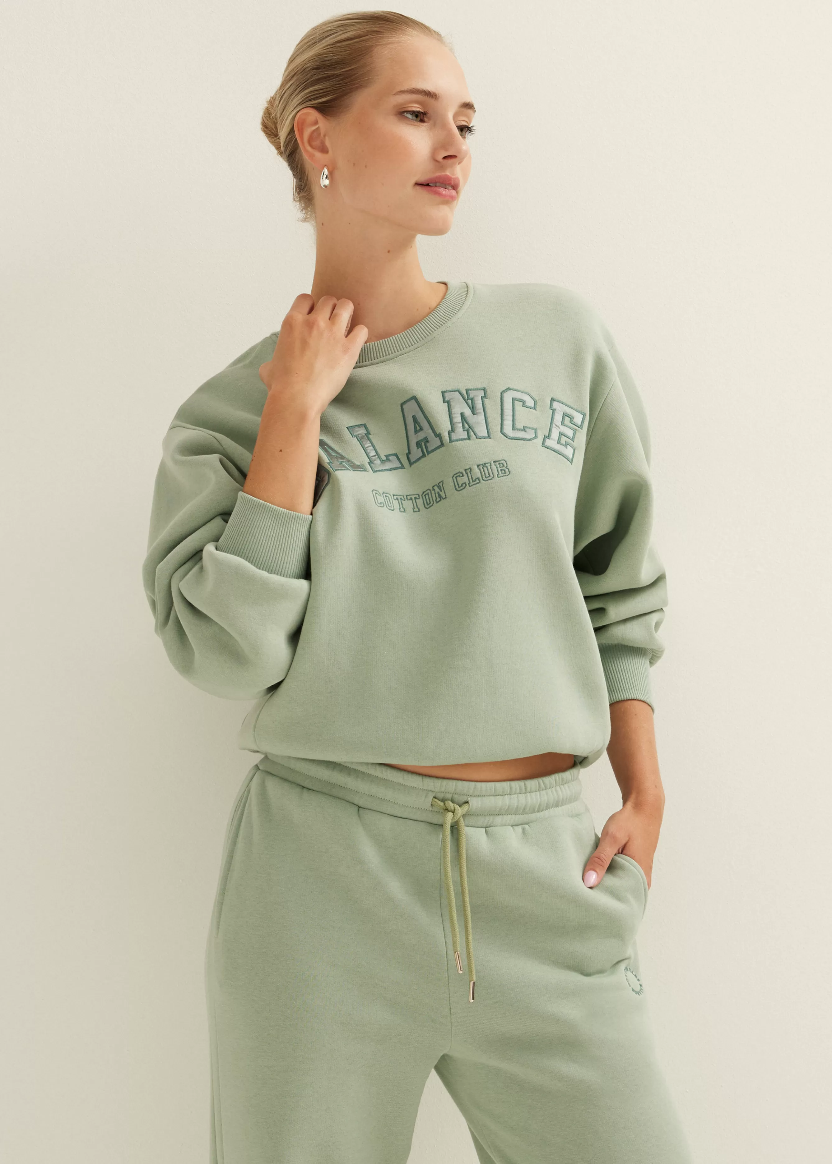 Sweater balance<Cotton Club Cheap